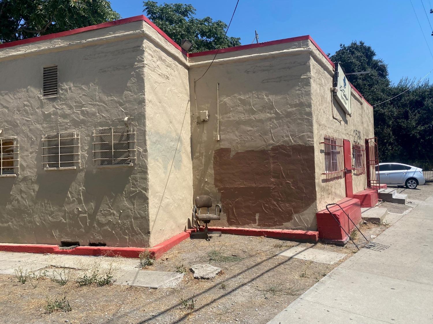 Detail Gallery Image 9 of 9 For 2539 E Main St, Stockton,  CA 95205 - – Beds | – Baths
