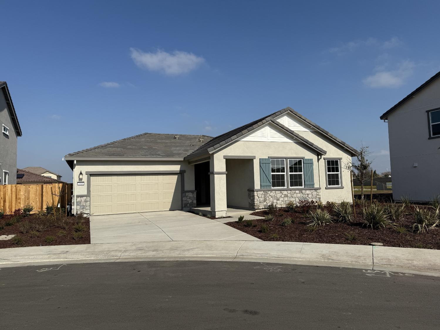Detail Gallery Image 1 of 3 For 2519 Cassia St, Lodi,  CA 95242 - 3 Beds | 2 Baths