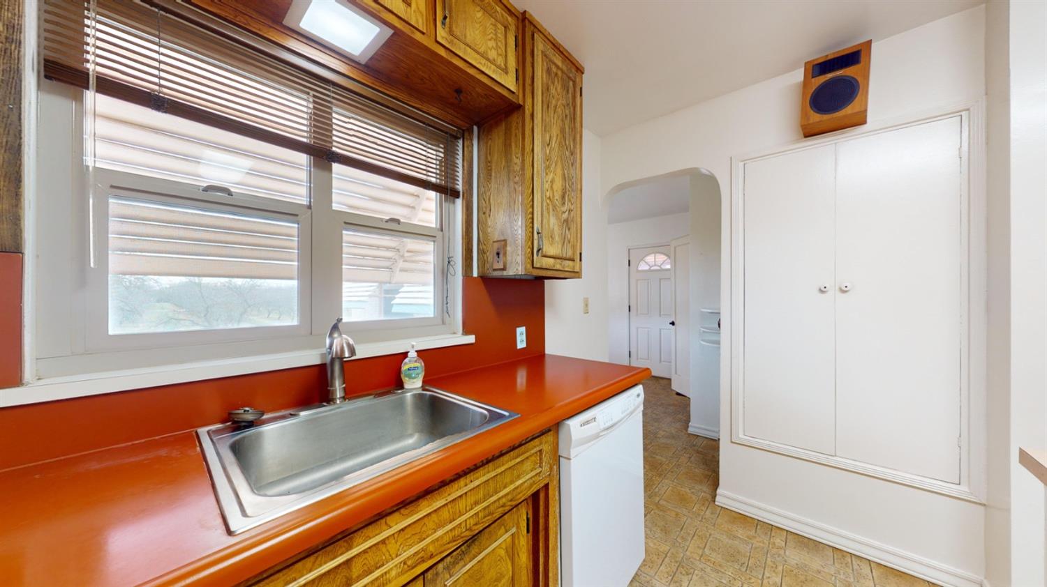 Detail Gallery Image 26 of 99 For 4413 Griffin Rd, Hughson,  CA 95326 - 4 Beds | 2/1 Baths