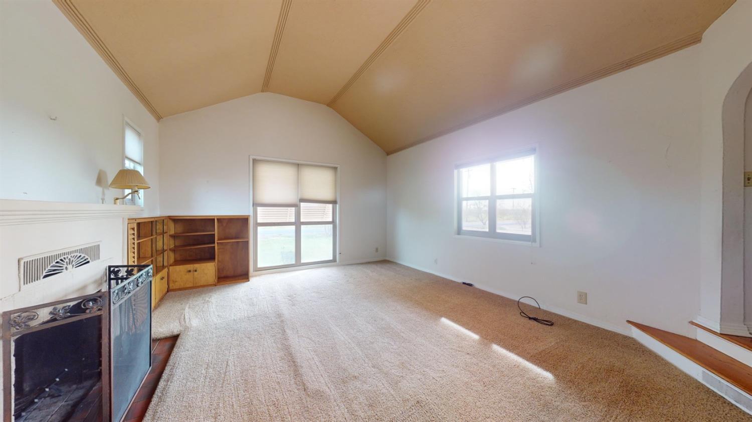 Detail Gallery Image 15 of 99 For 4413 Griffin Rd, Hughson,  CA 95326 - 4 Beds | 2/1 Baths