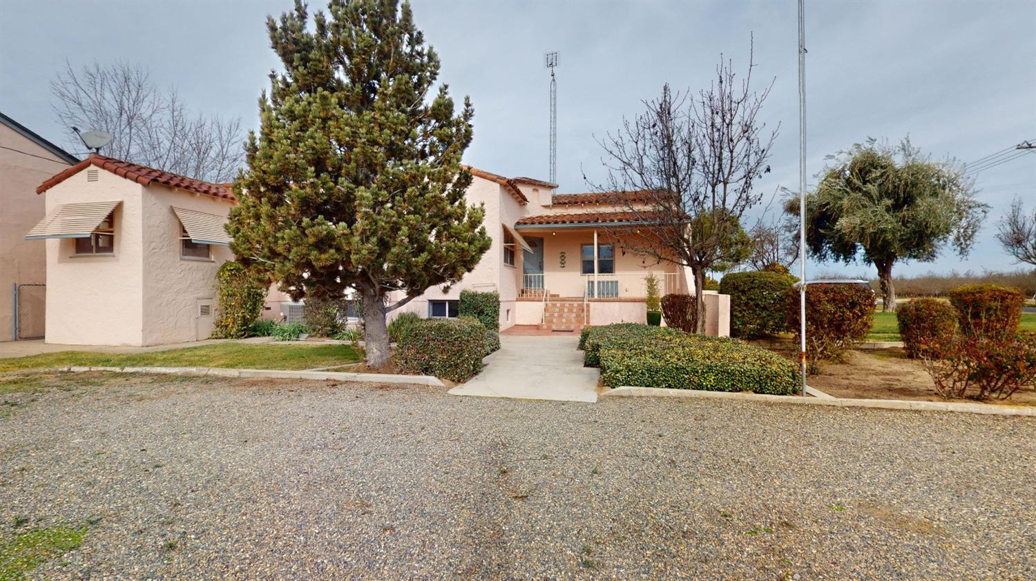 Detail Gallery Image 2 of 99 For 4413 Griffin Rd, Hughson,  CA 95326 - 4 Beds | 2/1 Baths