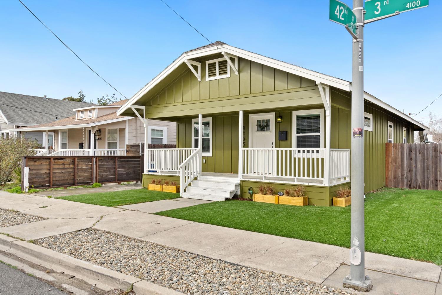 Detail Gallery Image 1 of 1 For 4155 3rd Avenue, Sacramento,  CA 95817 - 2 Beds | 1/1 Baths