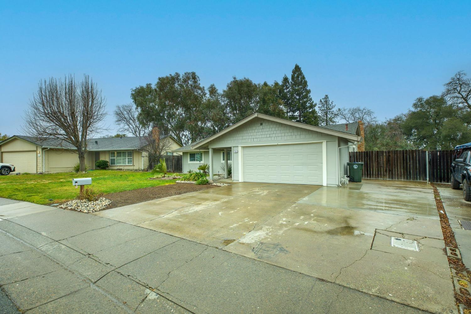 Claypool Way, Citrus Heights, California image 3