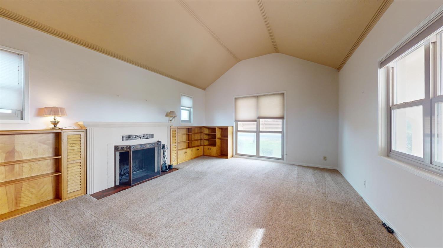 Detail Gallery Image 16 of 99 For 4413 Griffin Rd, Hughson,  CA 95326 - 4 Beds | 2/1 Baths