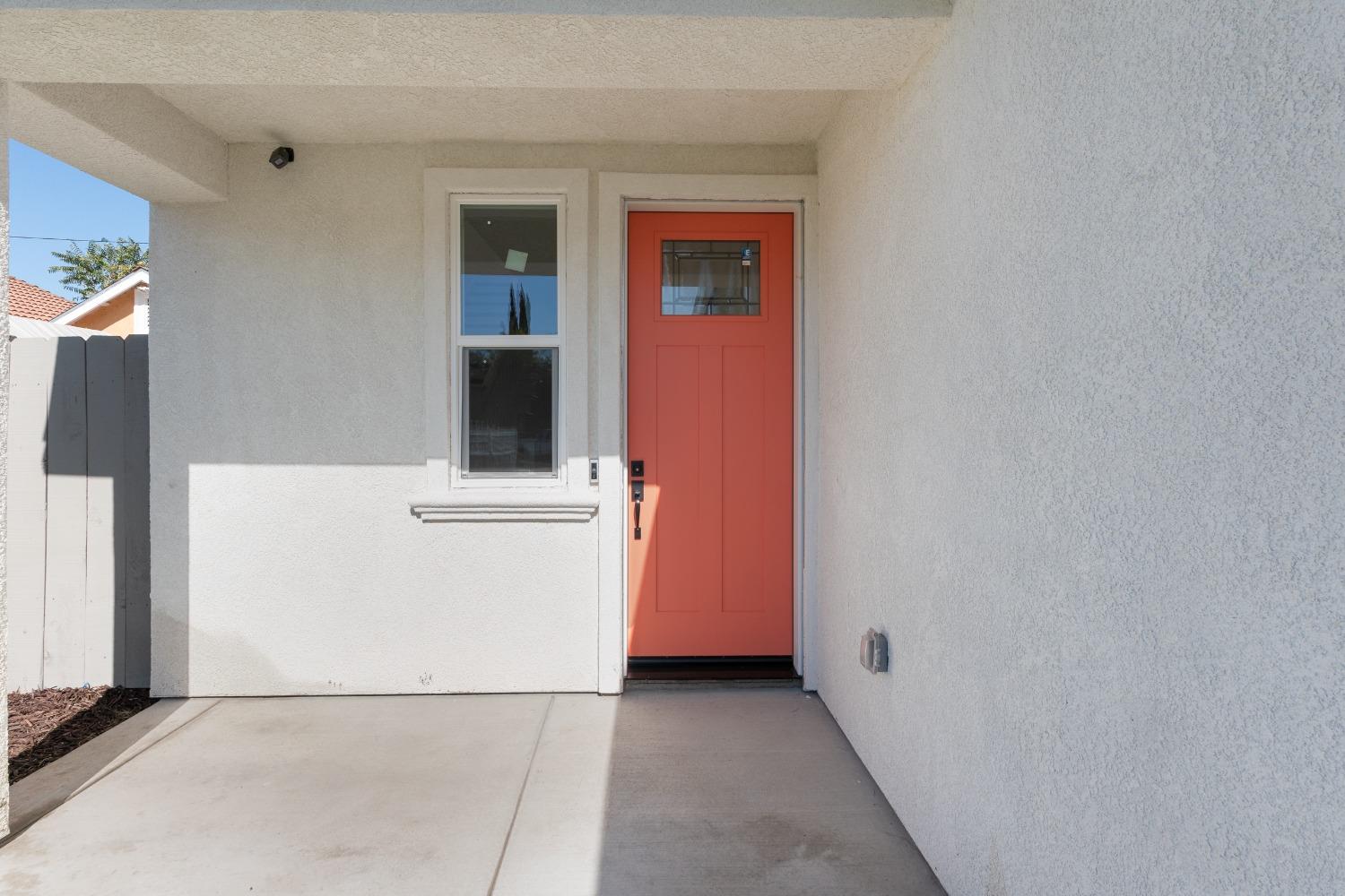 Detail Gallery Image 26 of 26 For 141 W 8th St, Stockton,  CA 95206 - 3 Beds | 3 Baths