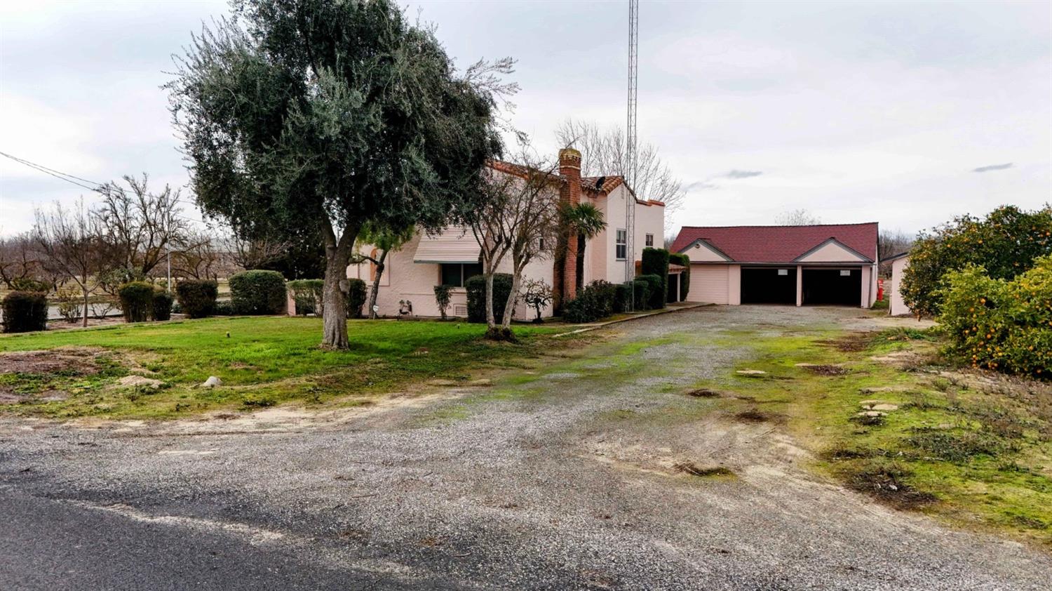 Detail Gallery Image 6 of 99 For 4413 Griffin Rd, Hughson,  CA 95326 - 4 Beds | 2/1 Baths
