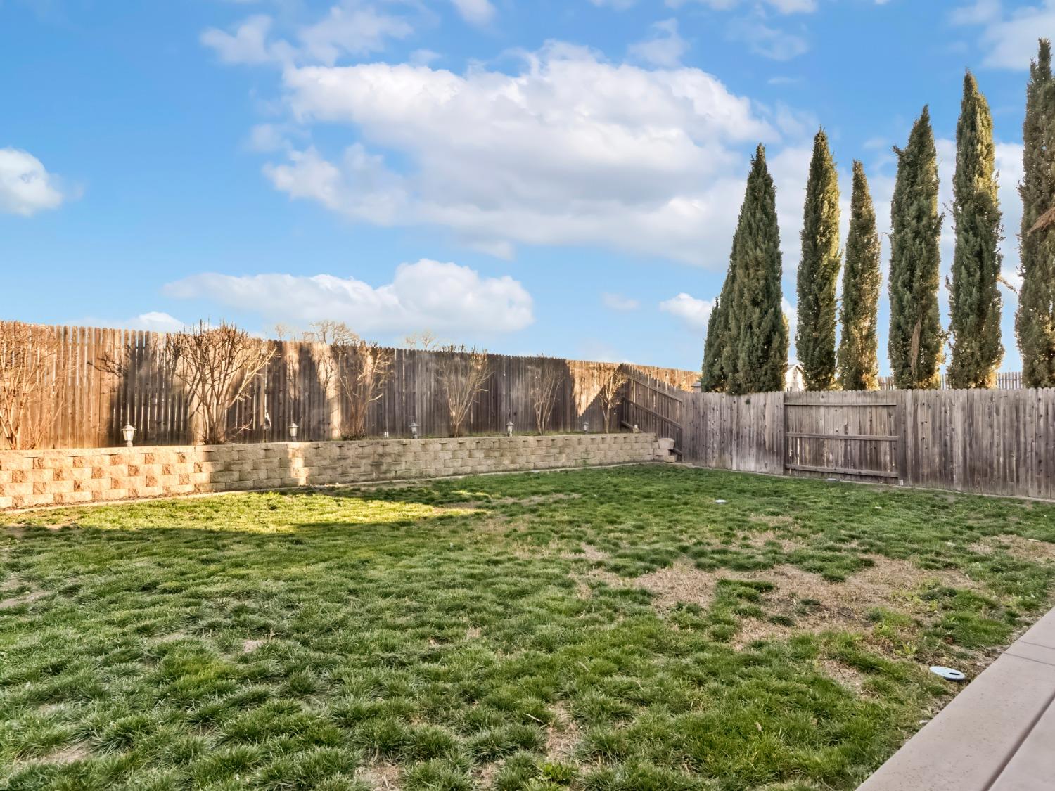 Hazelton Way, Sacramento, California image 42