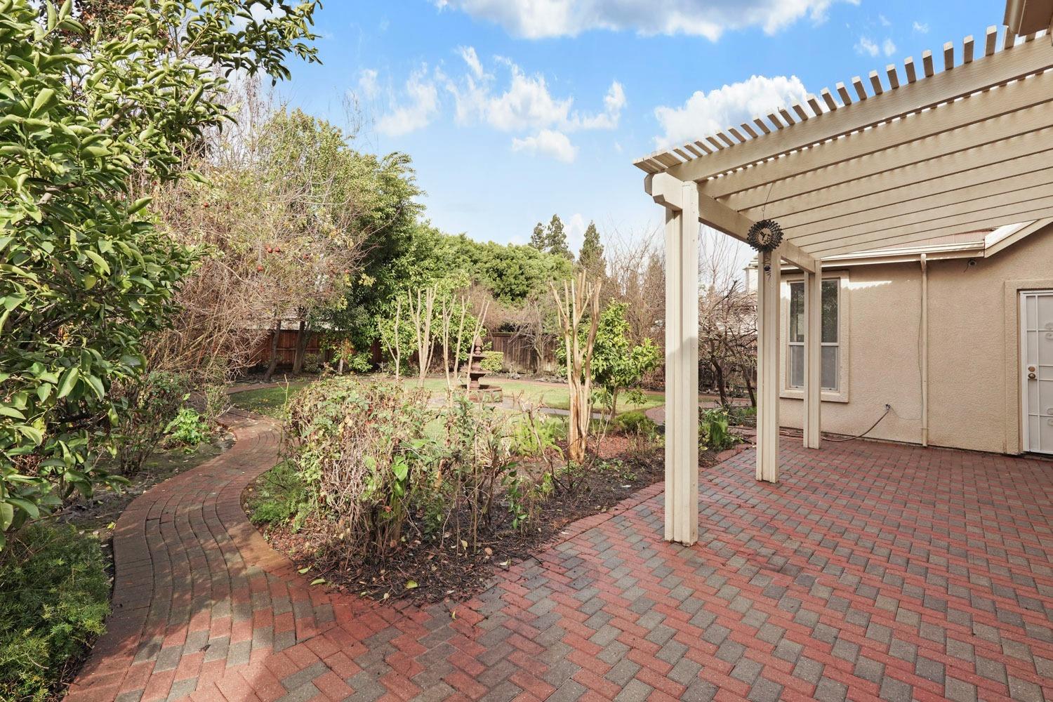 Detail Gallery Image 39 of 60 For 5062 Spanish Bay Cir, Stockton,  CA 95219 - 4 Beds | 2/1 Baths