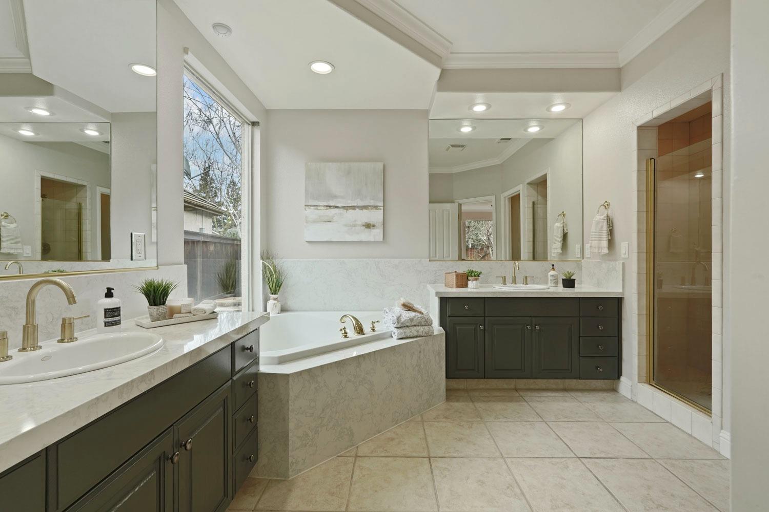Detail Gallery Image 35 of 60 For 5062 Spanish Bay Cir, Stockton,  CA 95219 - 4 Beds | 2/1 Baths
