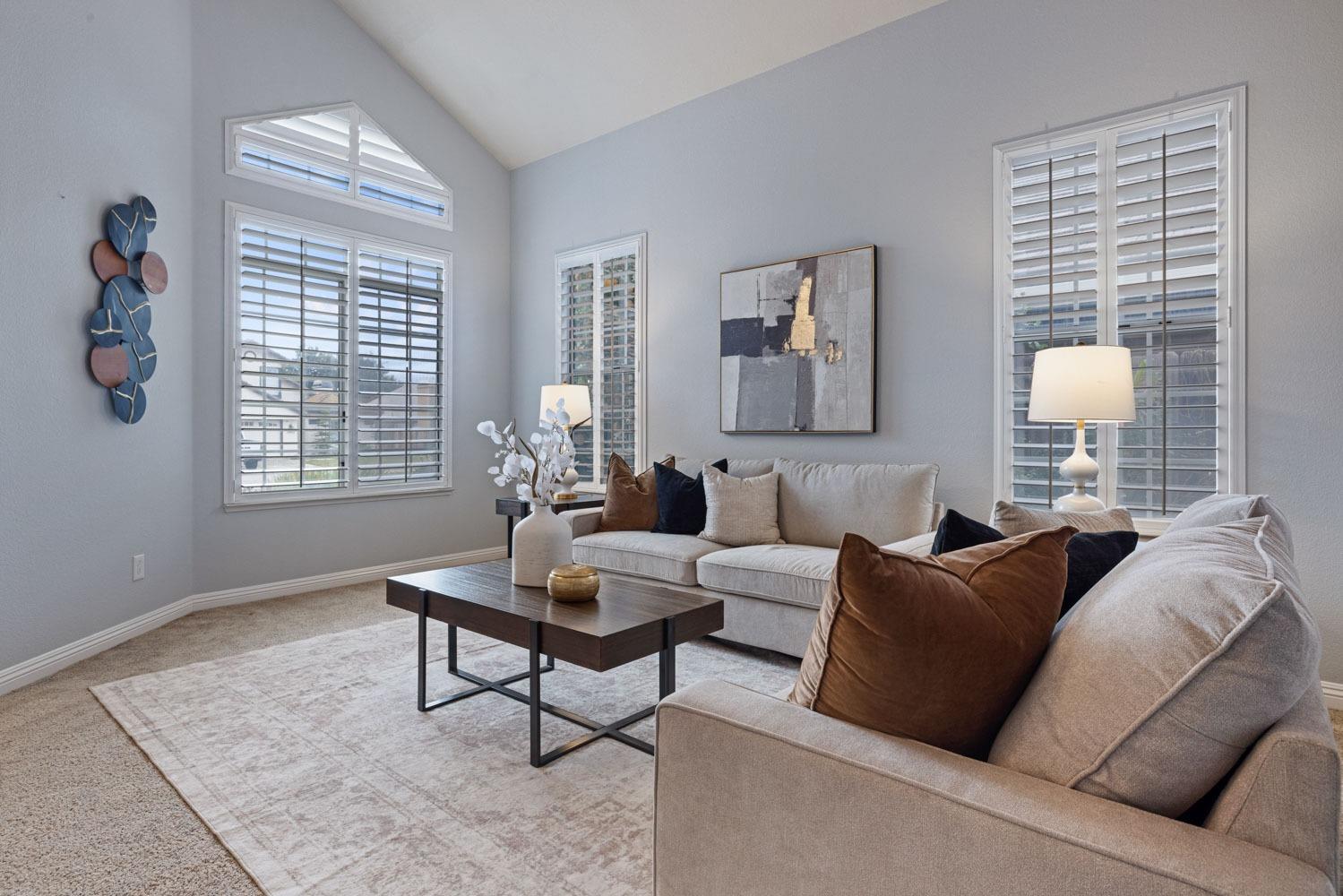 Detail Gallery Image 10 of 52 For 1945 Harvest Landing Ct, Tracy,  CA 95376 - 5 Beds | 3 Baths