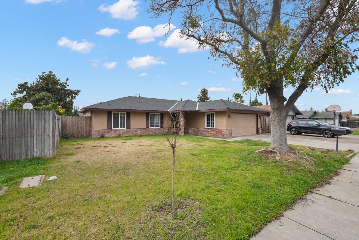Detail Gallery Image 2 of 32 For 1604 Clevenger Dr, Modesto,  CA 95356 - 3 Beds | 2 Baths