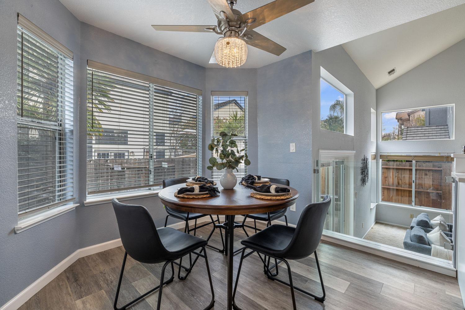Detail Gallery Image 19 of 52 For 1945 Harvest Landing Ct, Tracy,  CA 95376 - 5 Beds | 3 Baths