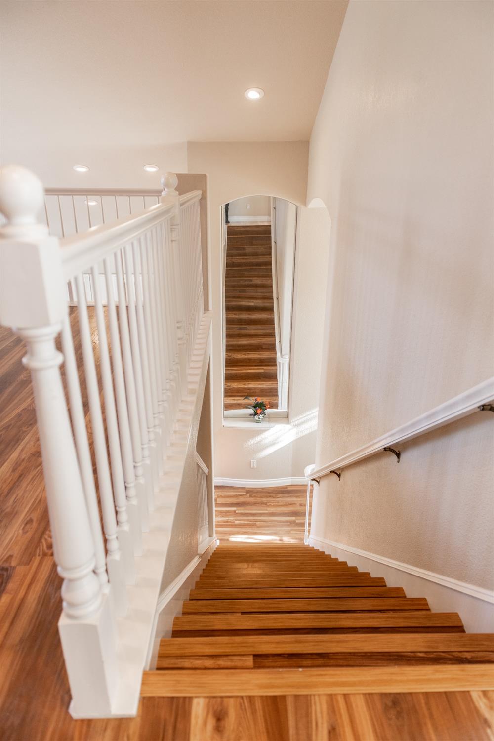 Detail Gallery Image 41 of 48 For 12077 Gold Pointe Ln, Gold River,  CA 95670 - 4 Beds | 3 Baths