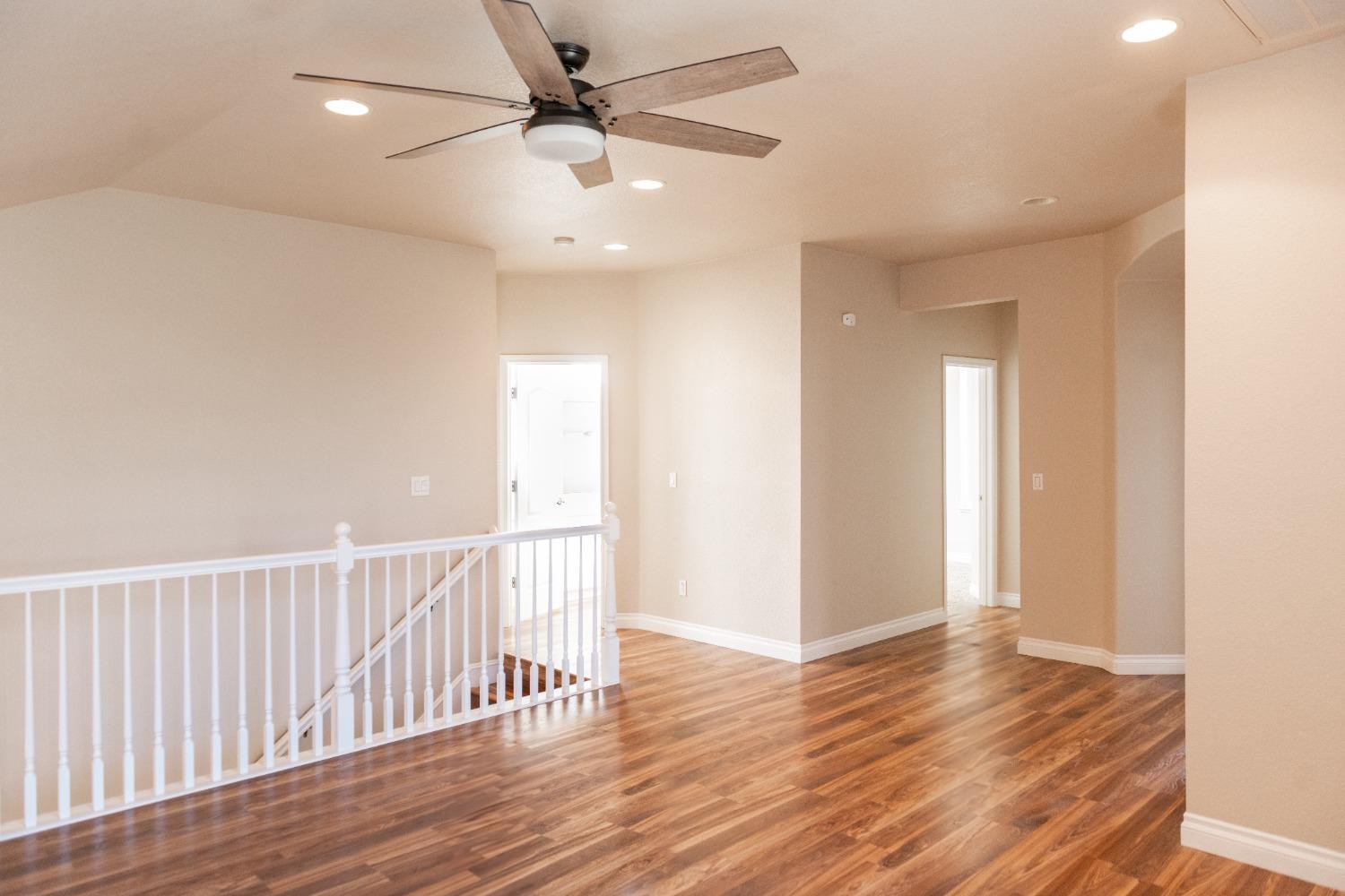 Detail Gallery Image 31 of 48 For 12077 Gold Pointe Ln, Gold River,  CA 95670 - 4 Beds | 3 Baths