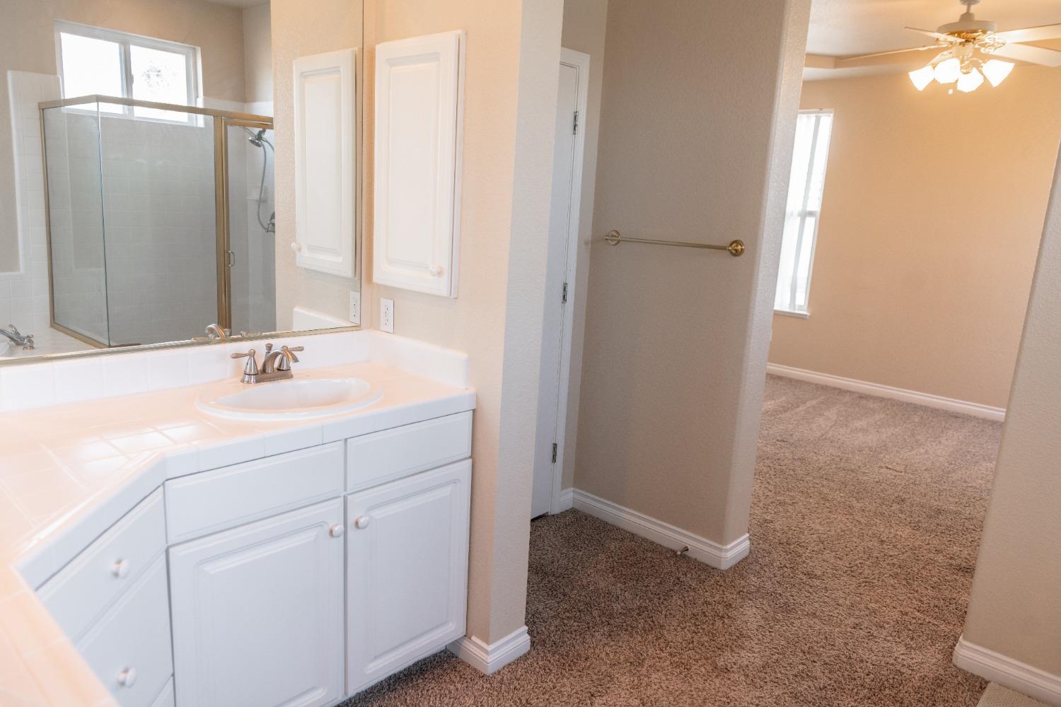 Detail Gallery Image 38 of 48 For 12077 Gold Pointe Ln, Gold River,  CA 95670 - 4 Beds | 3 Baths