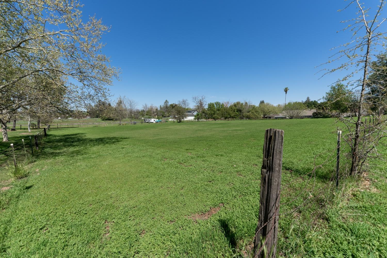 Rosa Prado Court, Orangevale, California image 6