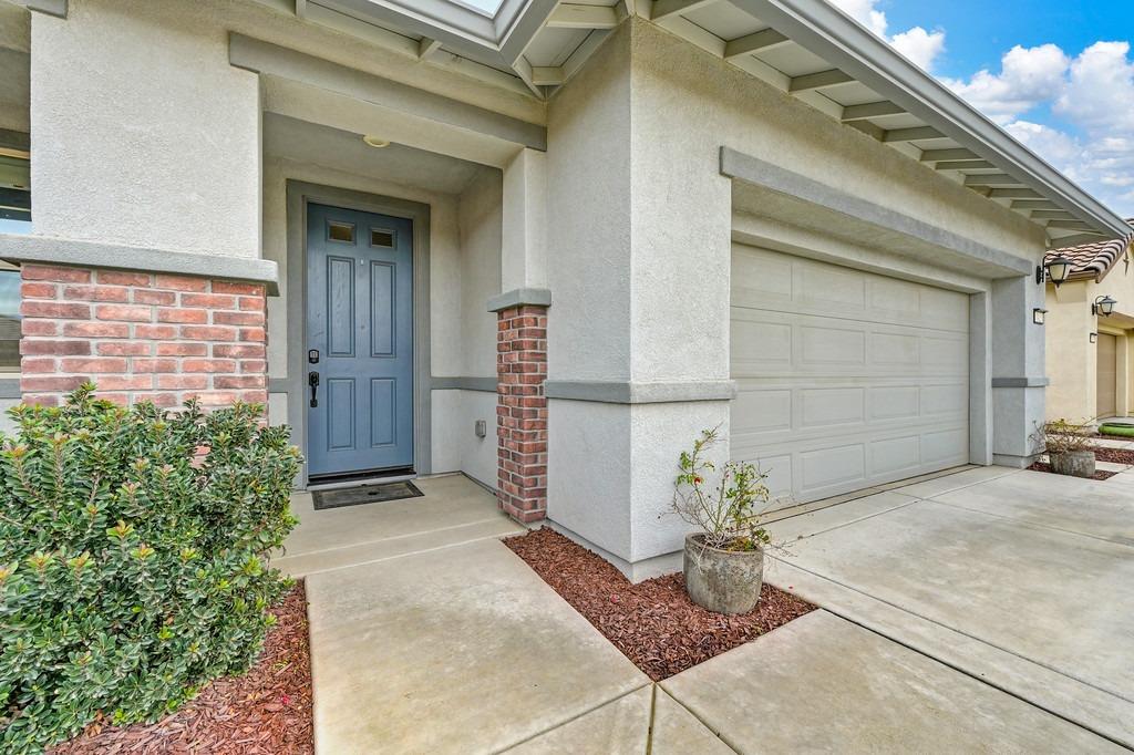 Beach Pine Way, Sacramento, California image 6