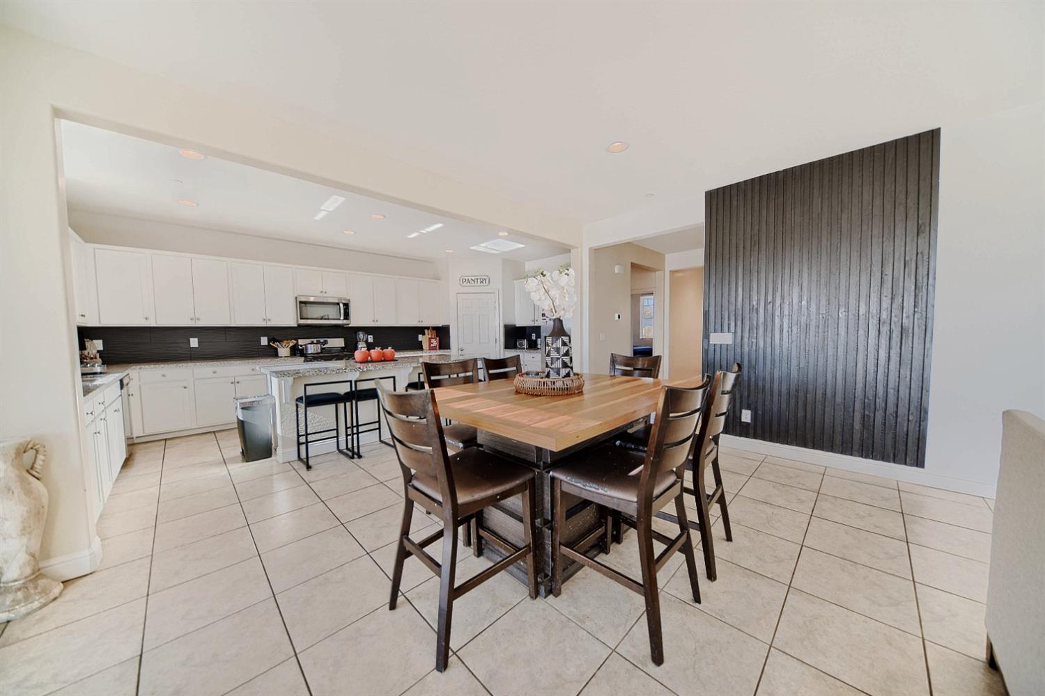 Detail Gallery Image 40 of 97 For 2045 Edwards St, Los Banos,  CA 93635 - 5 Beds | 3/1 Baths