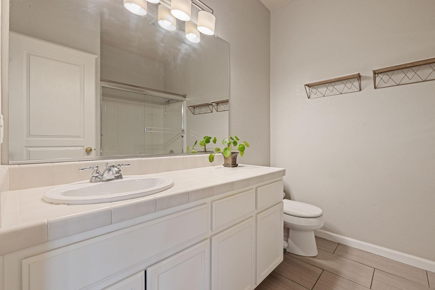 Detail Gallery Image 26 of 36 For 2189 Breiens Way, Stockton,  CA 95209 - 3 Beds | 2 Baths