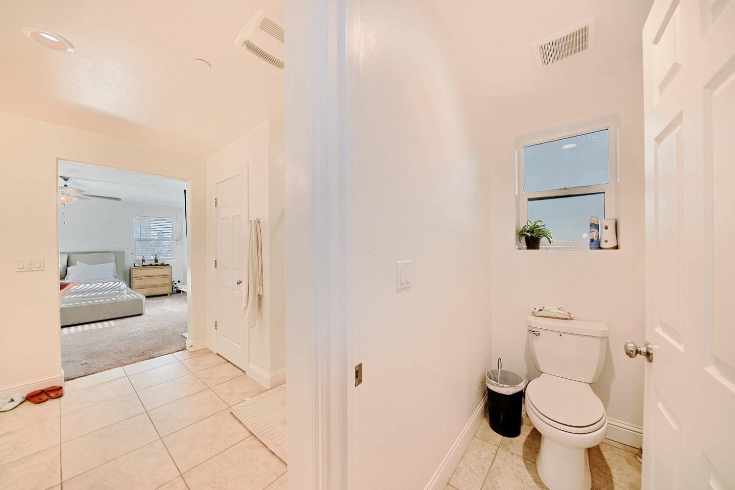 Detail Gallery Image 85 of 97 For 2045 Edwards St, Los Banos,  CA 93635 - 5 Beds | 3/1 Baths