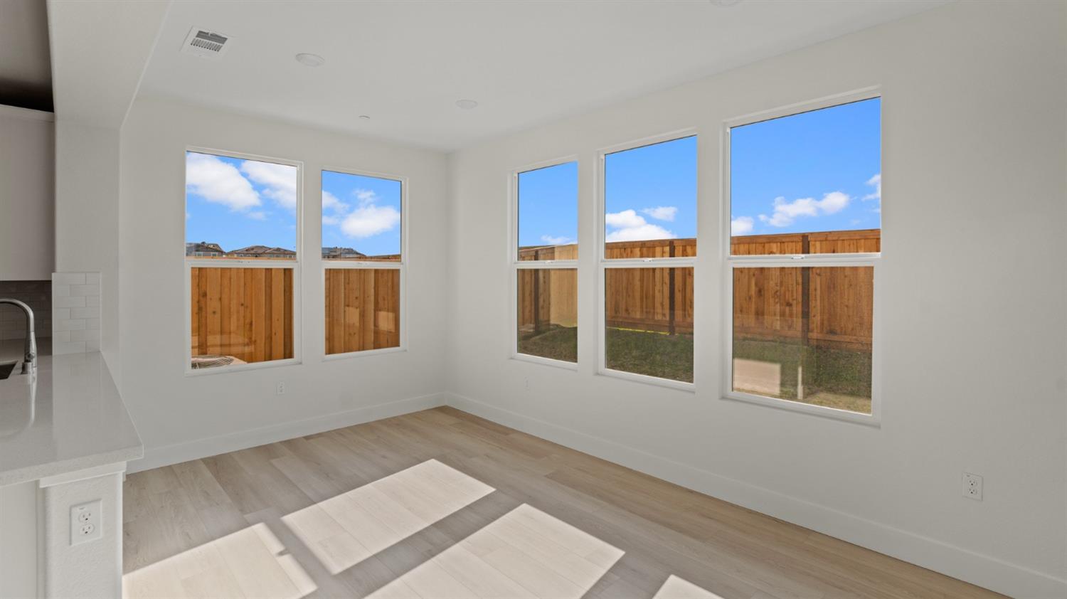 Detail Gallery Image 23 of 54 For 2644 Wisteria Dr, Lodi,  CA 95242 - 5 Beds | 3 Baths