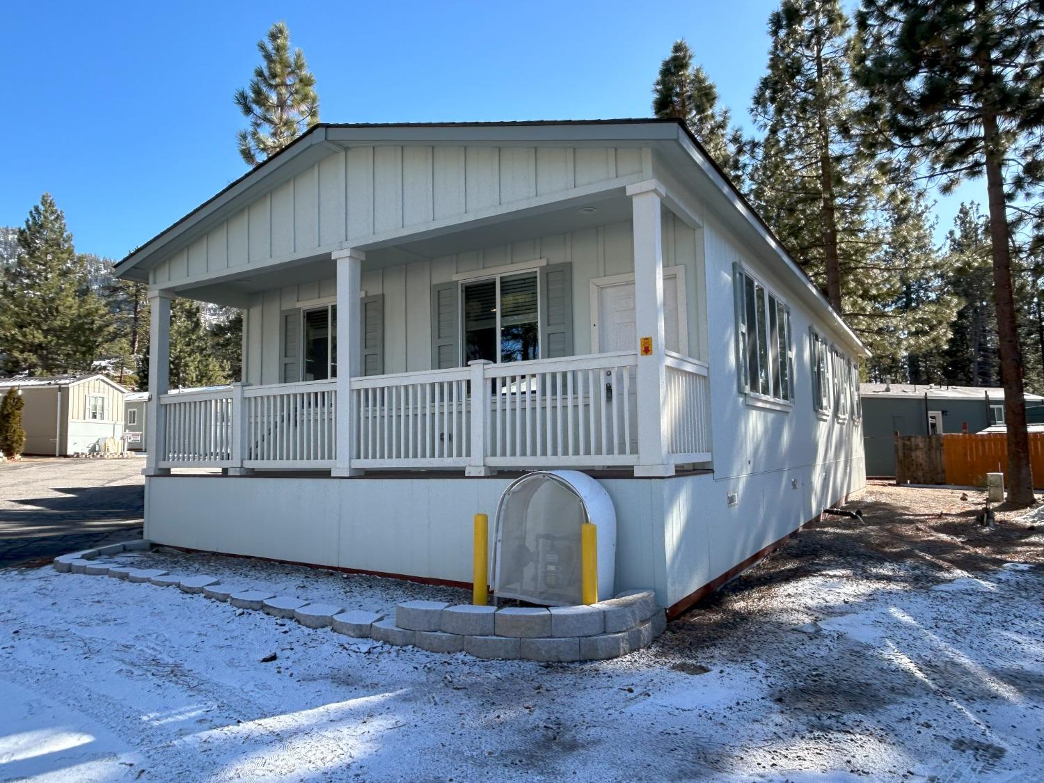 Detail Gallery Image 4 of 44 For 3740 Blackwood 61, South Lake Tahoe,  CA 96150 - 3 Beds | 2 Baths