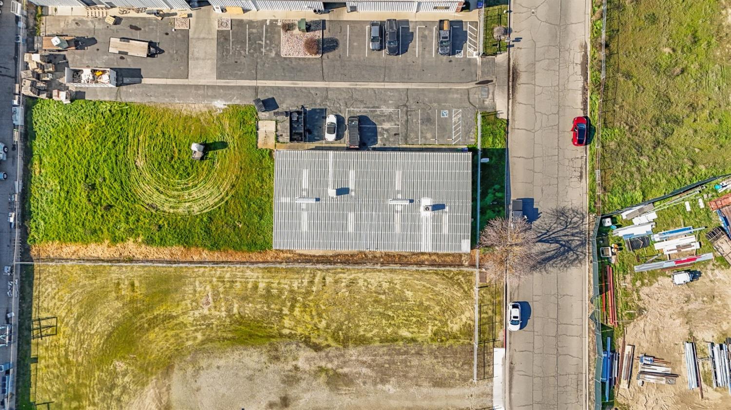 Detail Gallery Image 23 of 29 For 460 Airpark, Atwater,  CA 95301 - – Beds | – Baths