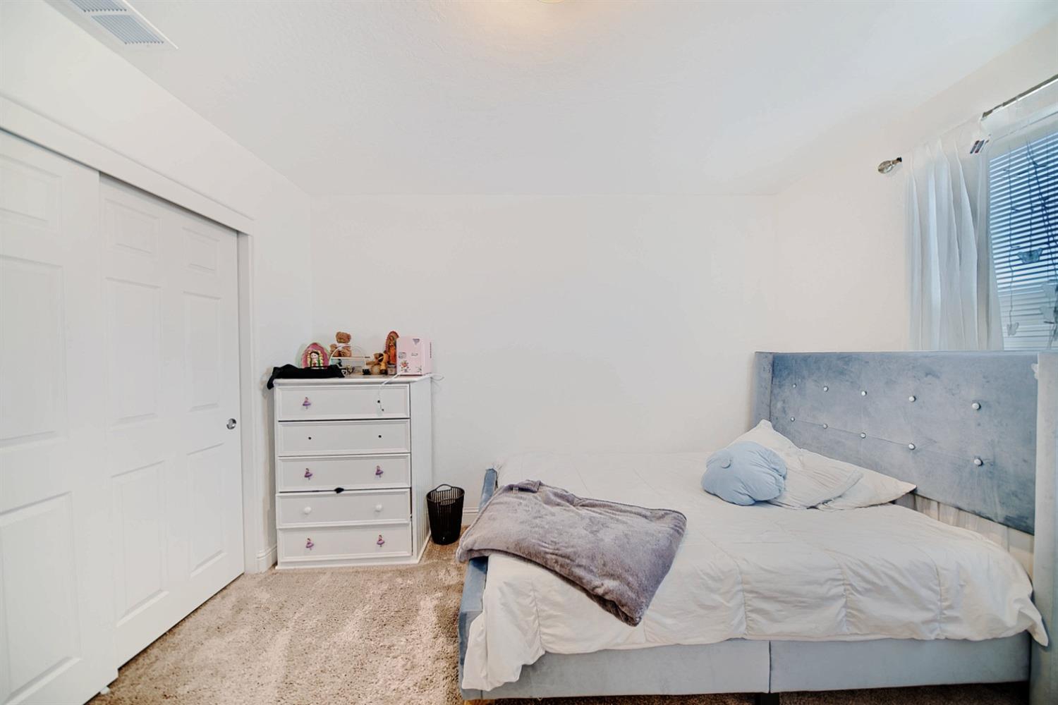 Detail Gallery Image 71 of 97 For 2045 Edwards St, Los Banos,  CA 93635 - 5 Beds | 3/1 Baths