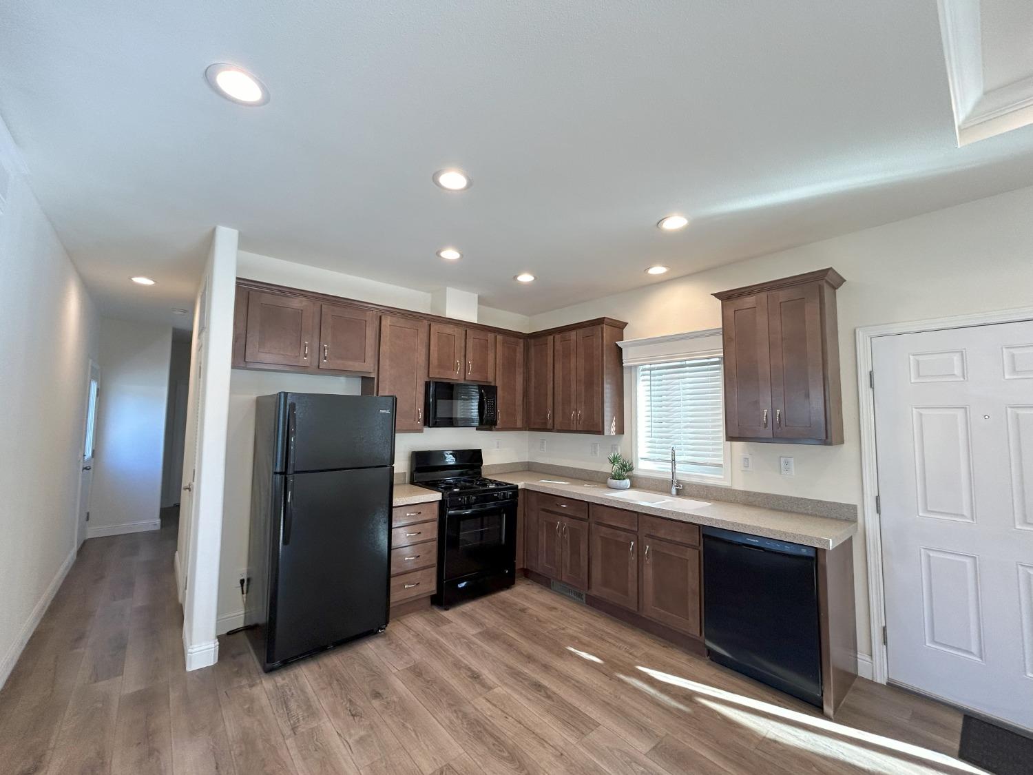 Detail Gallery Image 6 of 39 For 3740 Blackwood 57, South Lake Tahoe,  CA 96150 - 2 Beds | 2 Baths