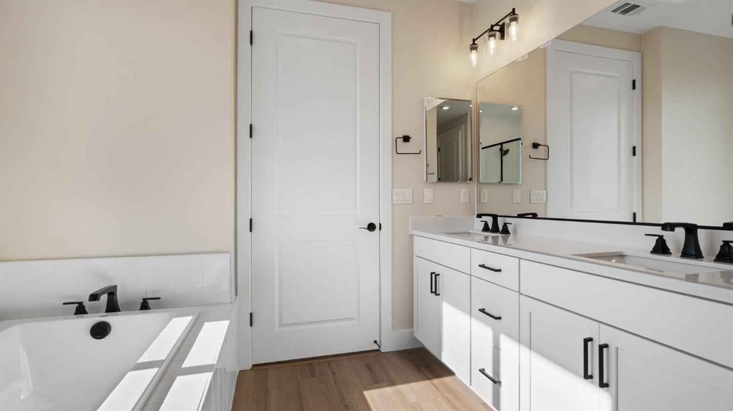 Detail Gallery Image 32 of 50 For 2650 Wisteria Dr, Lodi,  CA 95242 - 4 Beds | 3/1 Baths