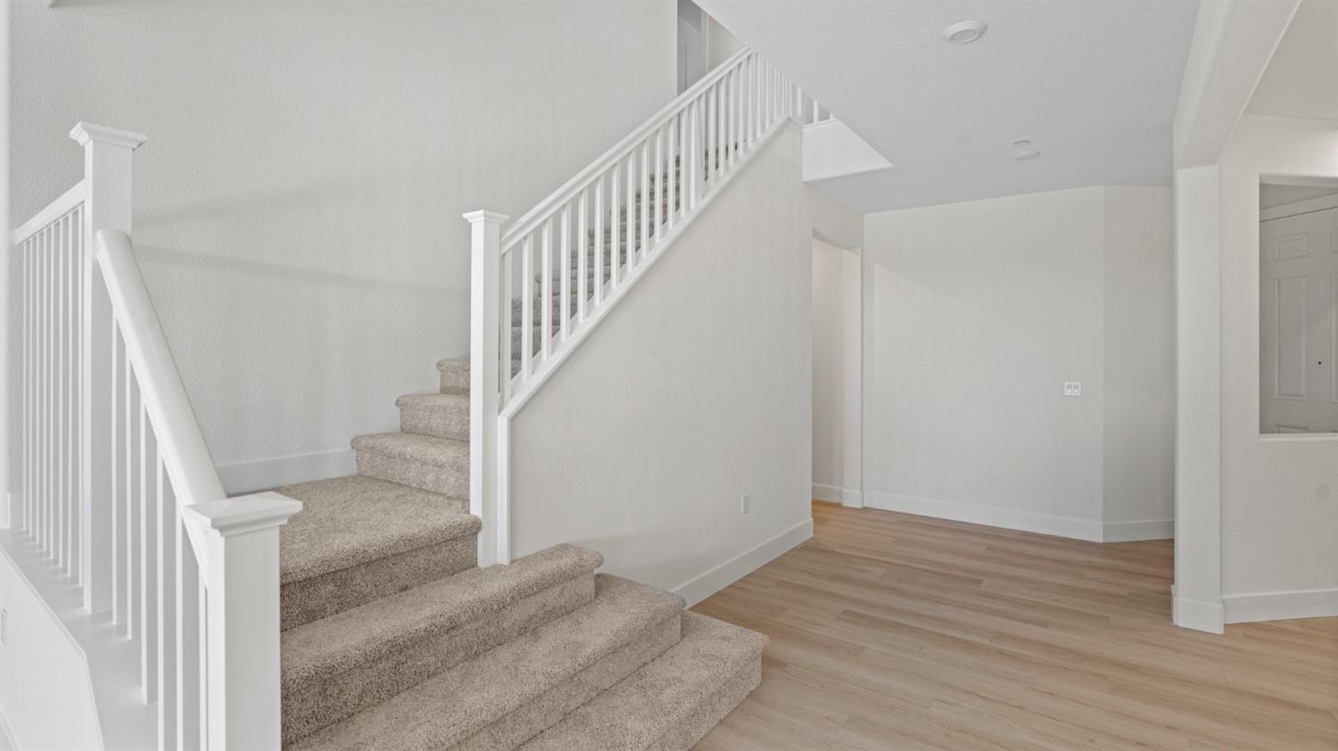 Detail Gallery Image 12 of 54 For 2644 Wisteria Dr, Lodi,  CA 95242 - 5 Beds | 3 Baths
