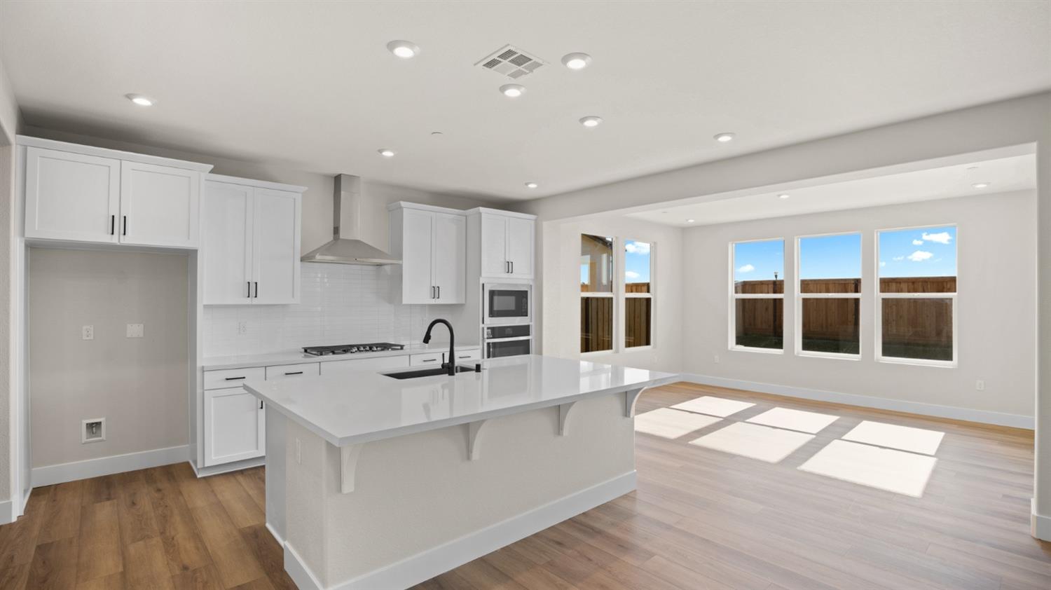 Detail Gallery Image 14 of 50 For 2650 Wisteria Dr, Lodi,  CA 95242 - 4 Beds | 3/1 Baths
