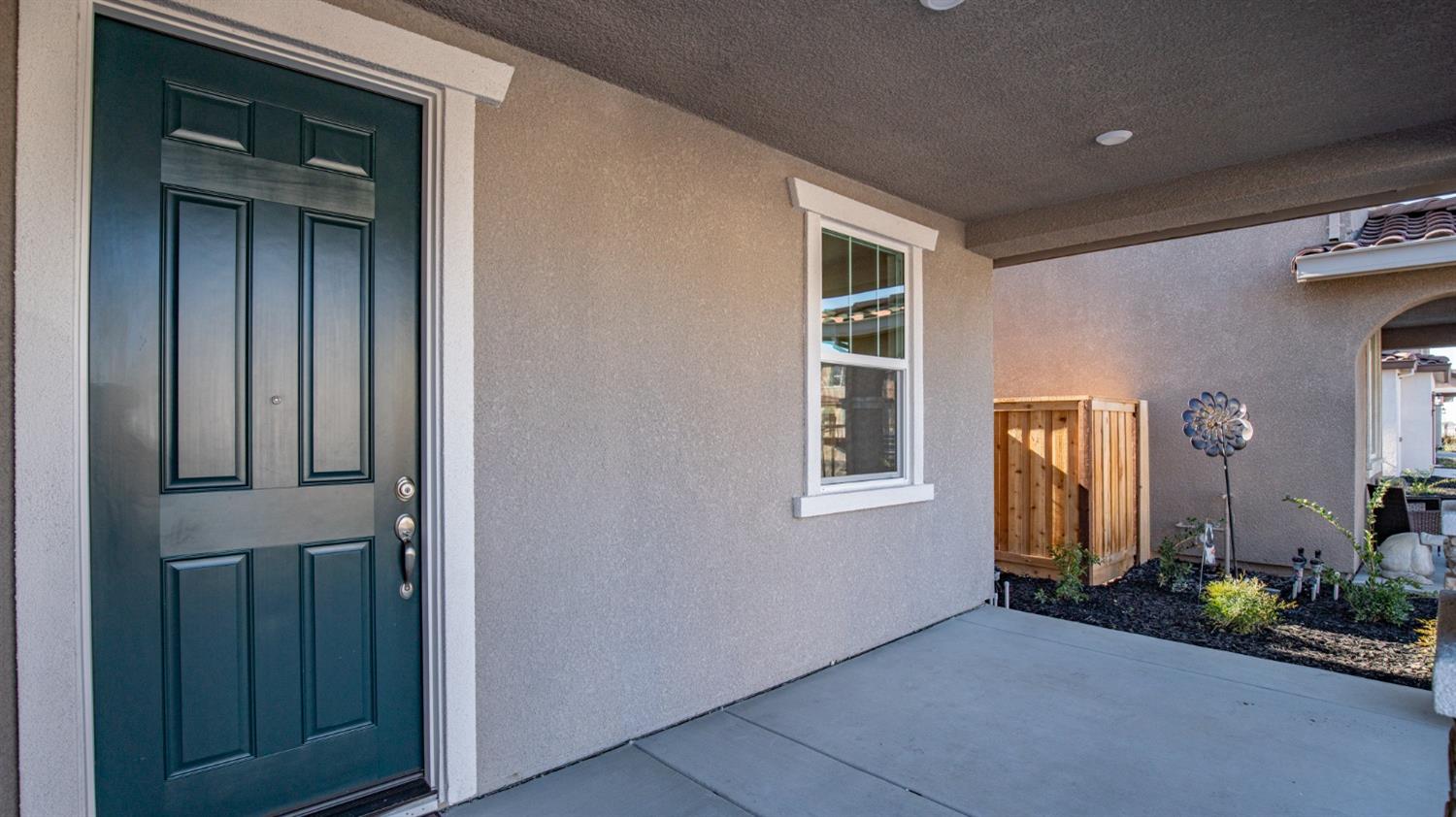 Detail Gallery Image 5 of 50 For 2650 Wisteria Dr, Lodi,  CA 95242 - 4 Beds | 3/1 Baths