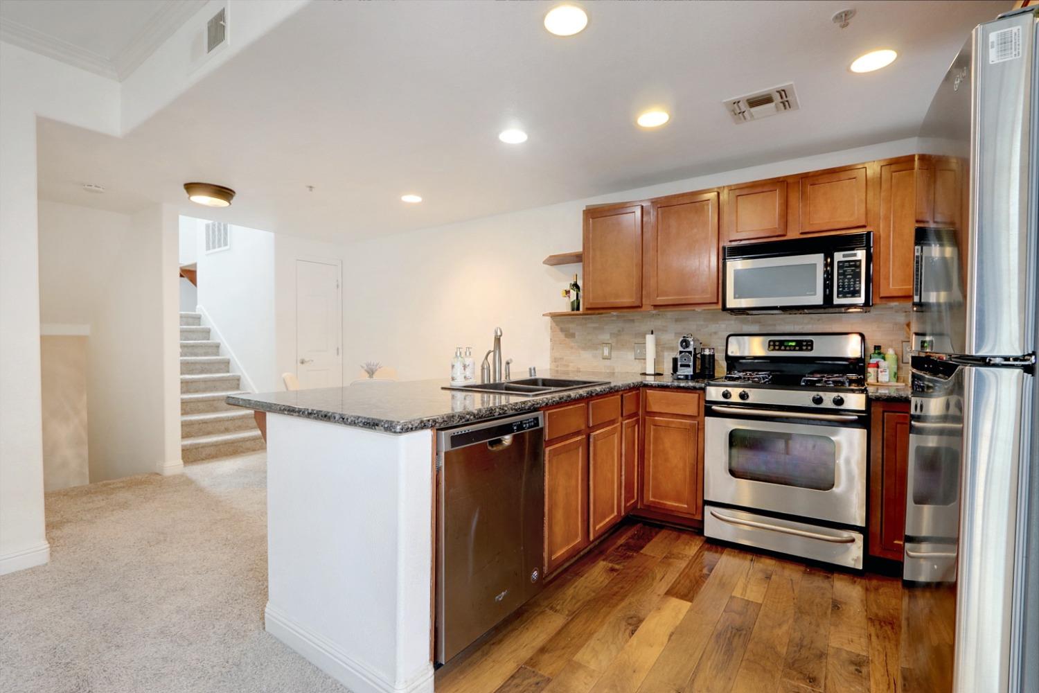 Photo #22: 225014204 Listing: Photo #22