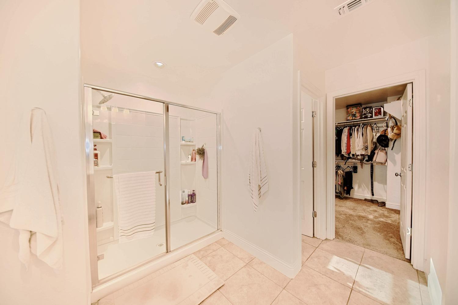 Detail Gallery Image 84 of 97 For 2045 Edwards St, Los Banos,  CA 93635 - 5 Beds | 3/1 Baths
