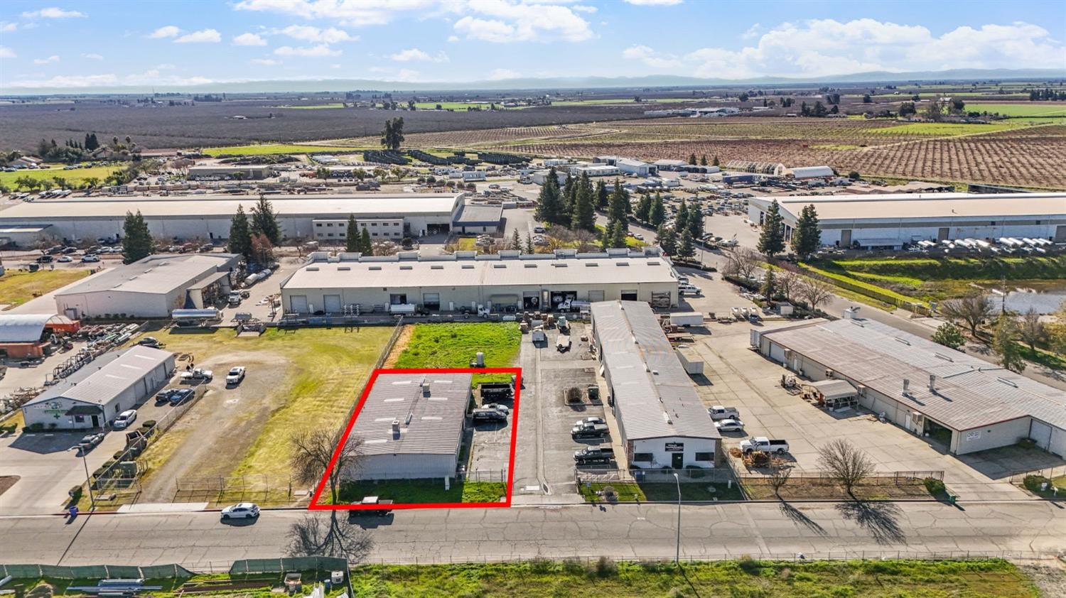 Detail Gallery Image 19 of 29 For 460 Airpark, Atwater,  CA 95301 - – Beds | – Baths