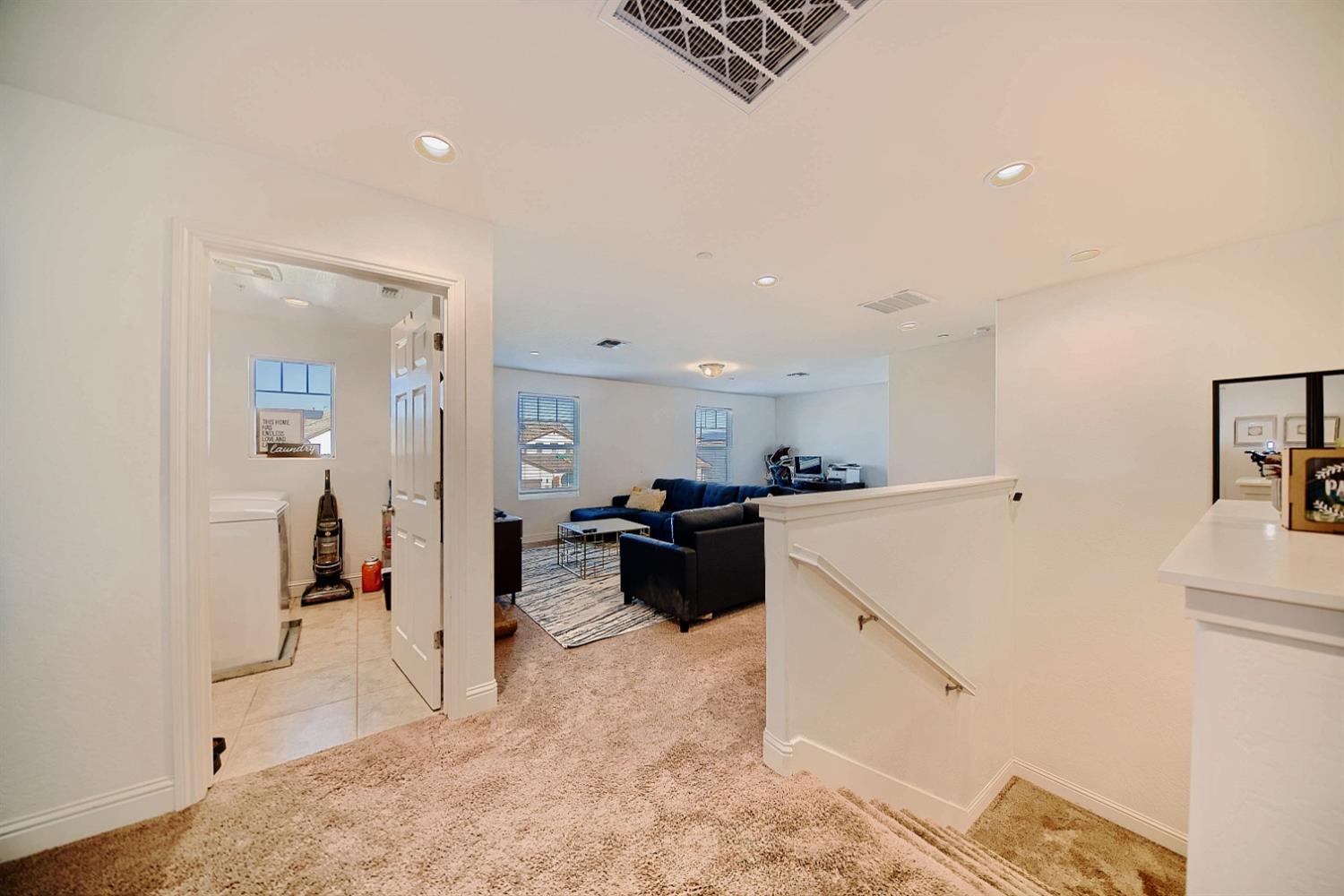 Detail Gallery Image 51 of 97 For 2045 Edwards St, Los Banos,  CA 93635 - 5 Beds | 3/1 Baths
