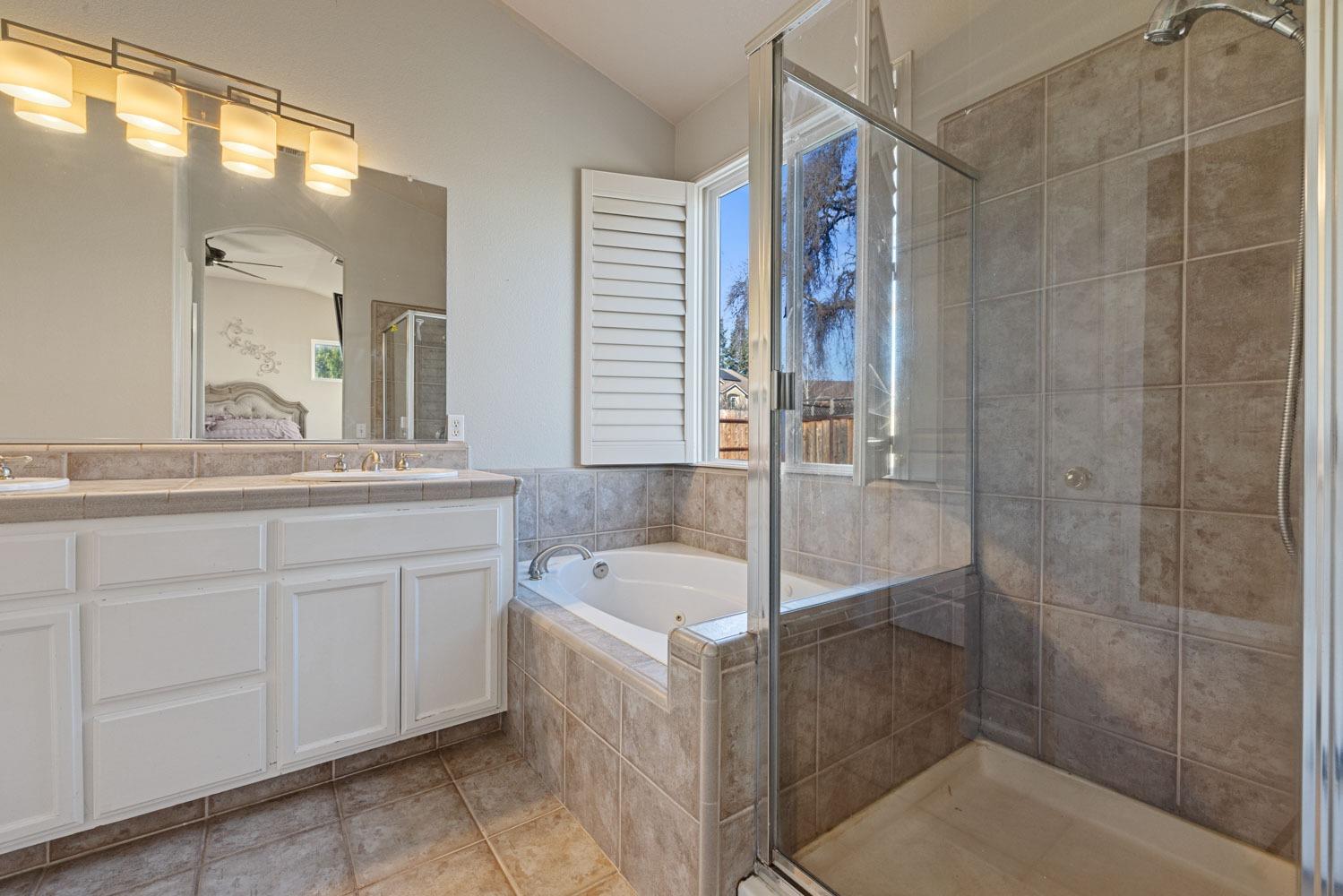 Detail Gallery Image 29 of 36 For 2189 Breiens Way, Stockton,  CA 95209 - 3 Beds | 2 Baths