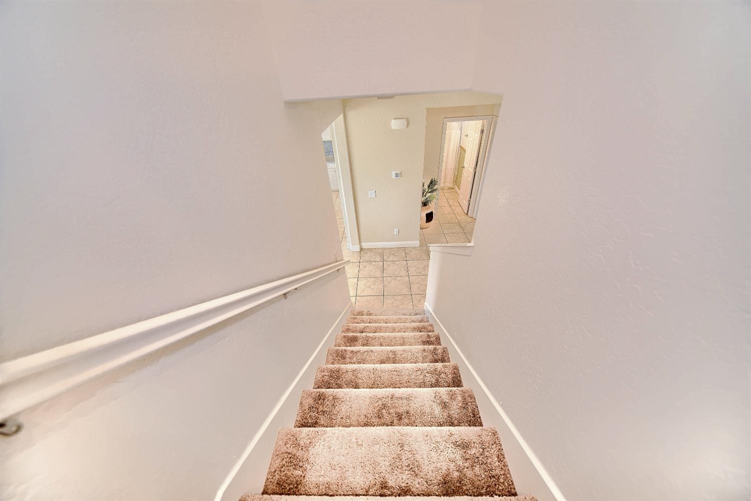 Detail Gallery Image 42 of 97 For 2045 Edwards St, Los Banos,  CA 93635 - 5 Beds | 3/1 Baths