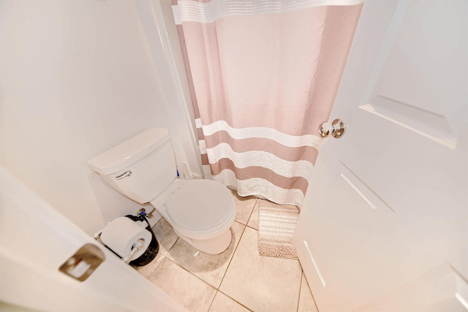 Detail Gallery Image 47 of 97 For 2045 Edwards St, Los Banos,  CA 93635 - 5 Beds | 3/1 Baths