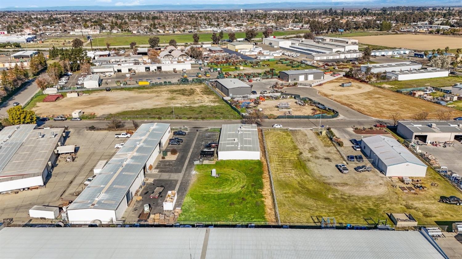 Detail Gallery Image 29 of 29 For 460 Airpark, Atwater,  CA 95301 - – Beds | – Baths