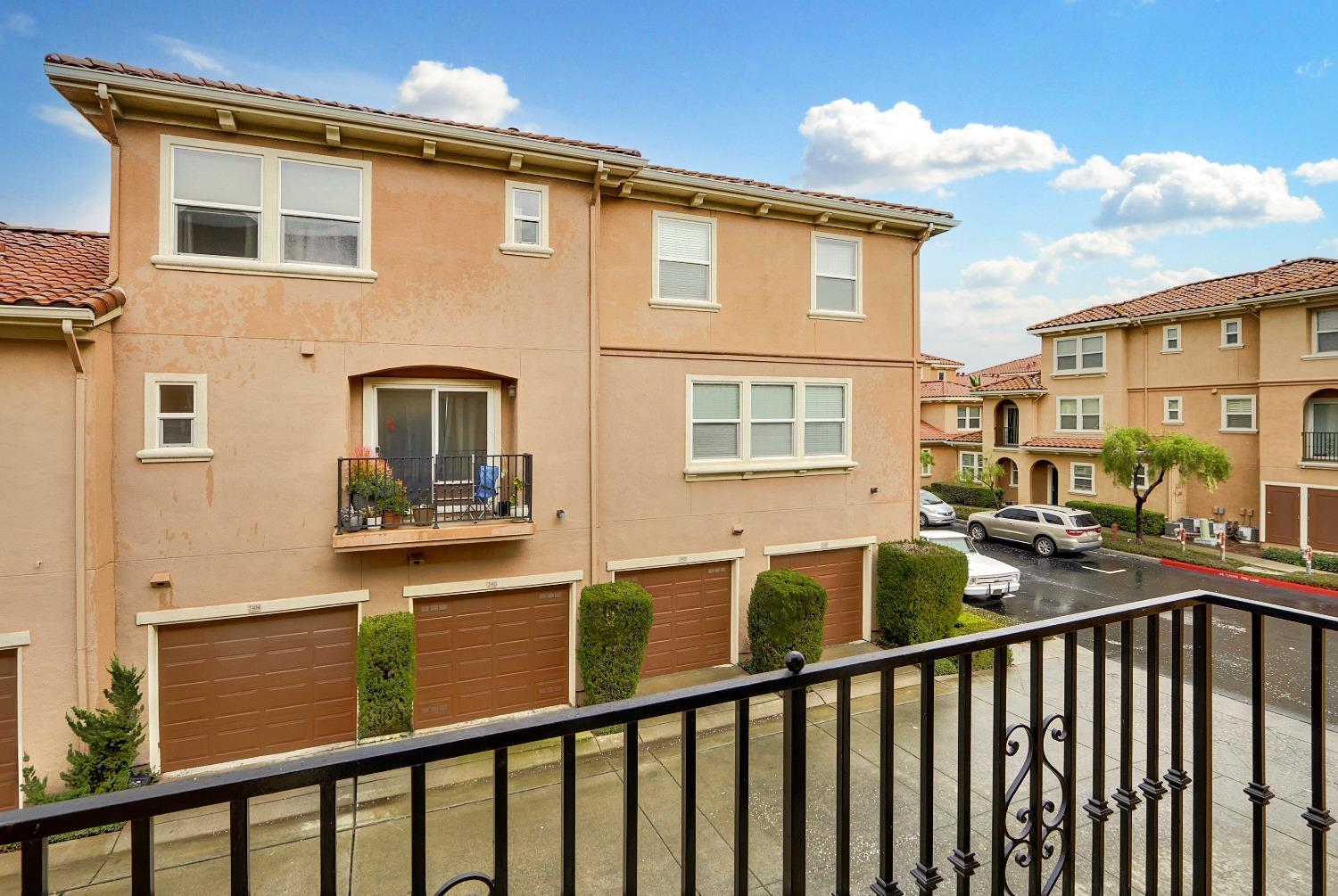 Photo #15: 225014204 Listing: Photo #15