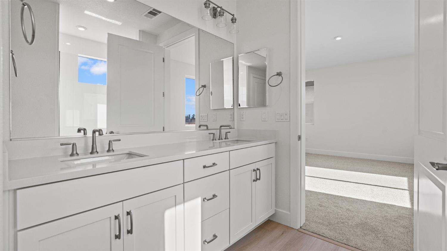 Detail Gallery Image 33 of 54 For 2644 Wisteria Dr, Lodi,  CA 95242 - 5 Beds | 3 Baths