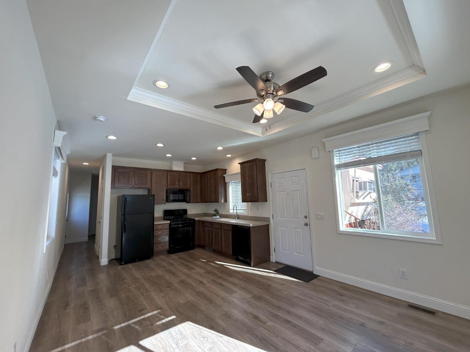 Detail Gallery Image 5 of 39 For 3740 Blackwood 57, South Lake Tahoe,  CA 96150 - 2 Beds | 2 Baths