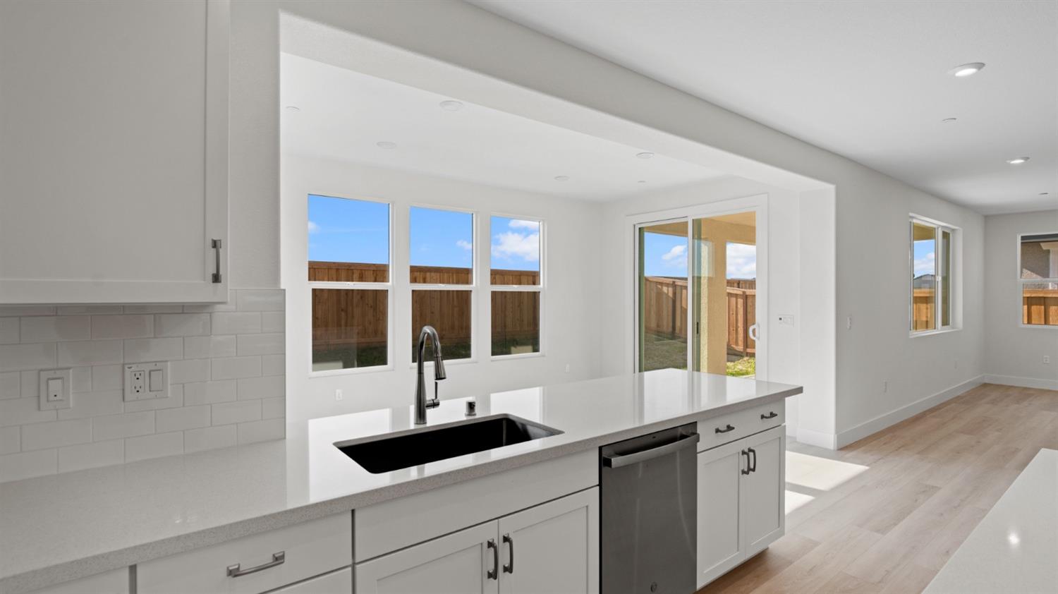Detail Gallery Image 22 of 54 For 2644 Wisteria Dr, Lodi,  CA 95242 - 5 Beds | 3 Baths