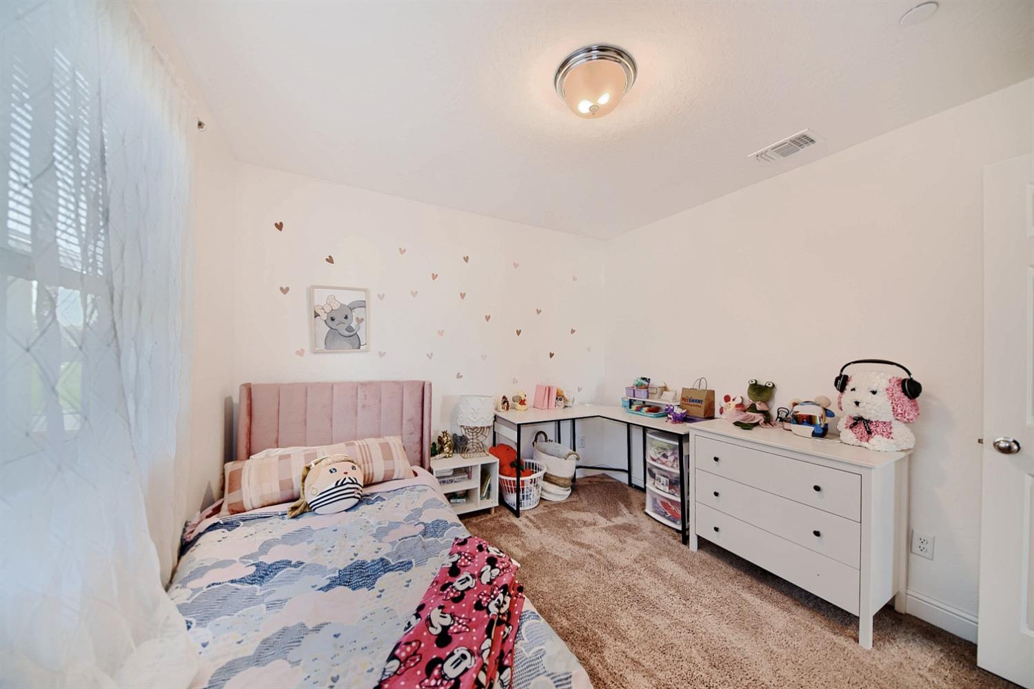 Detail Gallery Image 65 of 97 For 2045 Edwards St, Los Banos,  CA 93635 - 5 Beds | 3/1 Baths