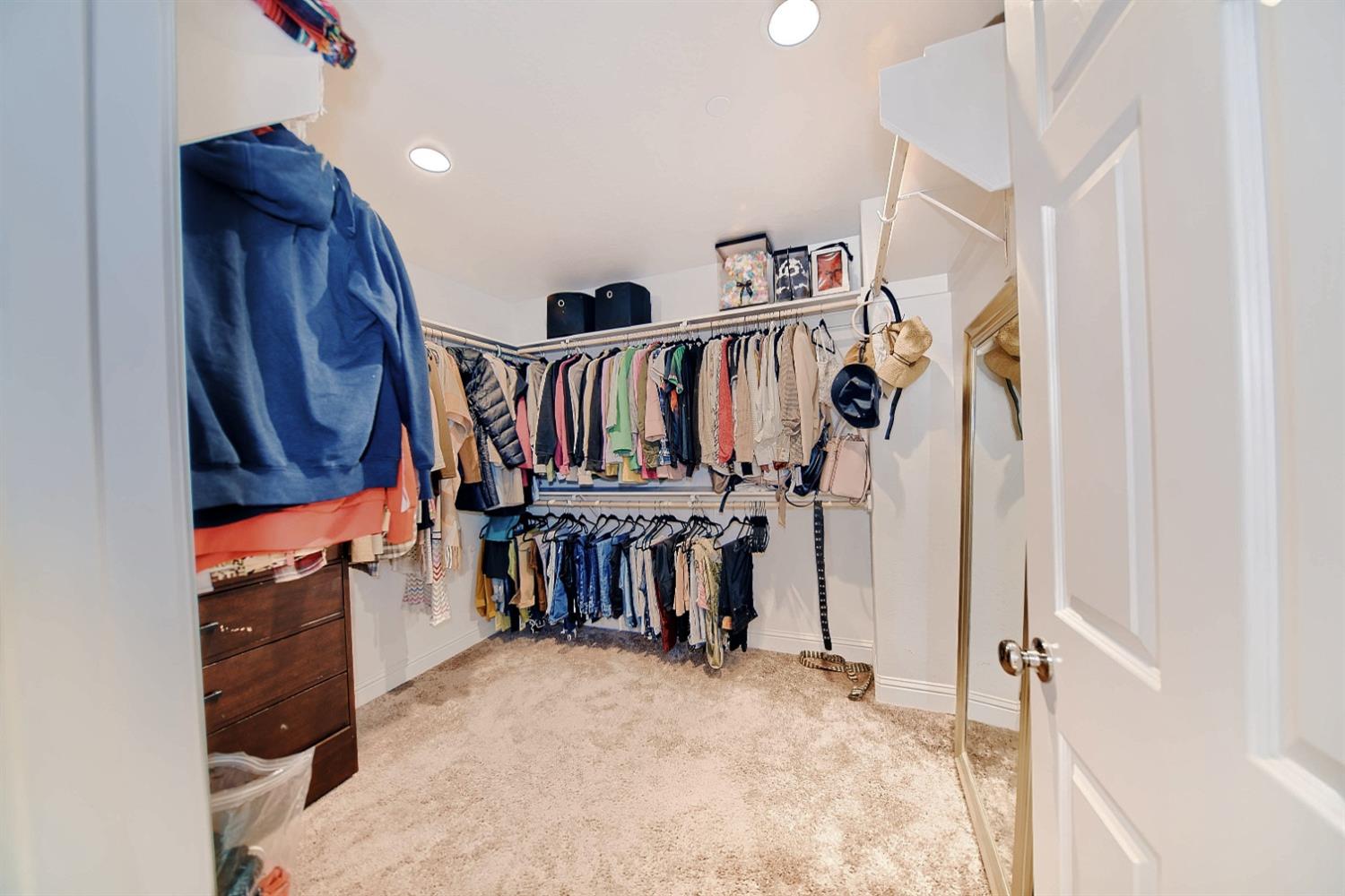 Detail Gallery Image 86 of 97 For 2045 Edwards St, Los Banos,  CA 93635 - 5 Beds | 3/1 Baths