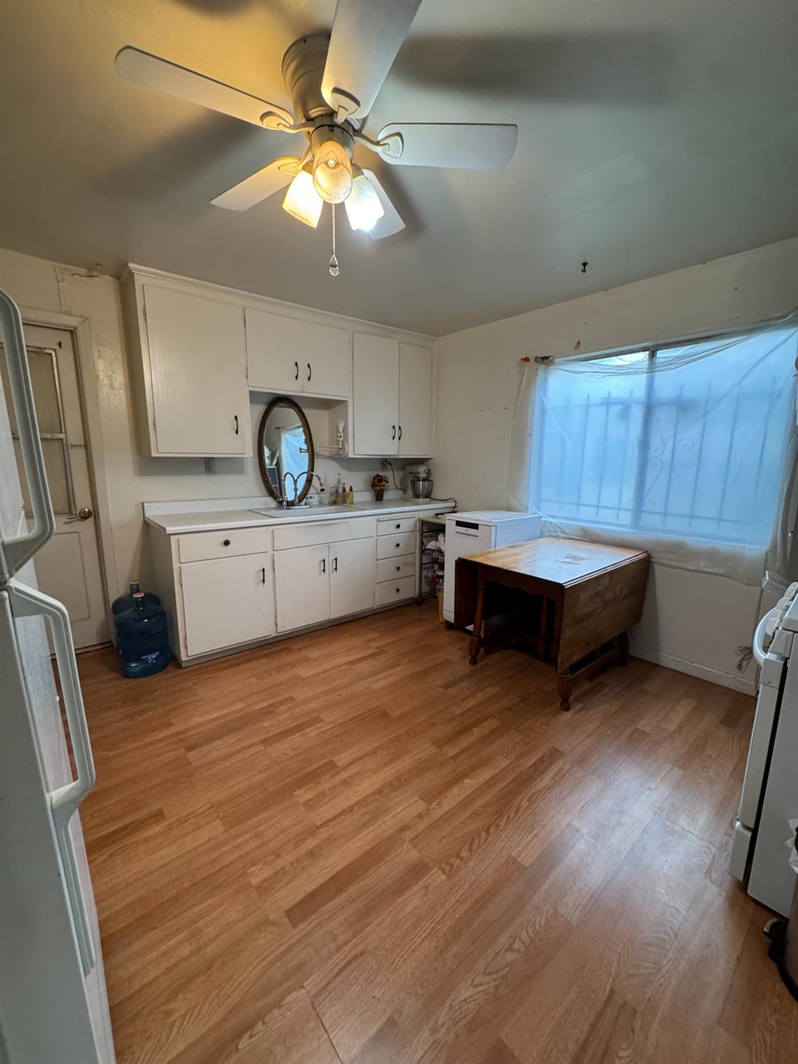 Detail Gallery Image 7 of 12 For 2221 S Ophir St, Stockton,  CA 95205 - 2 Beds | 1 Baths