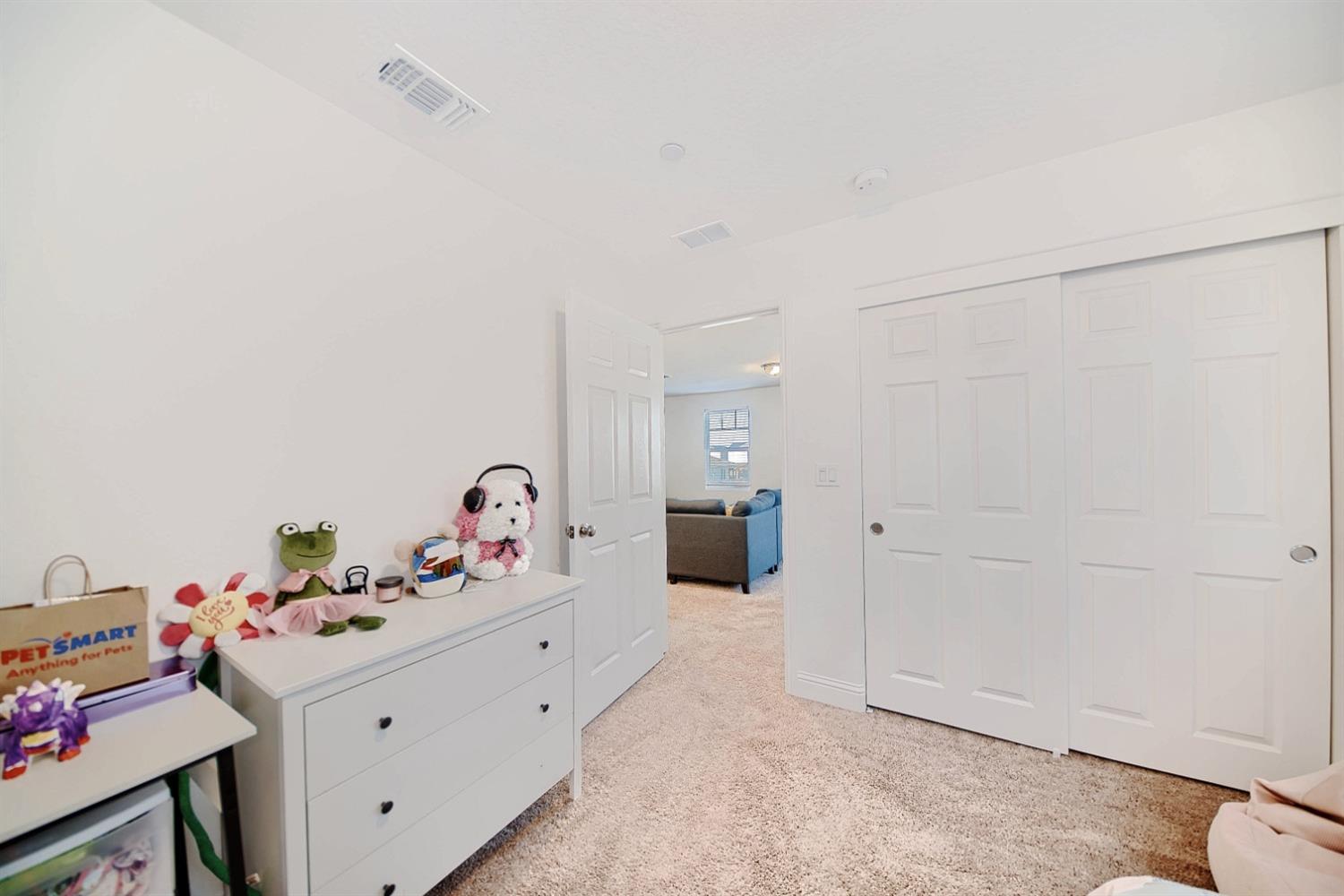 Detail Gallery Image 67 of 97 For 2045 Edwards St, Los Banos,  CA 93635 - 5 Beds | 3/1 Baths
