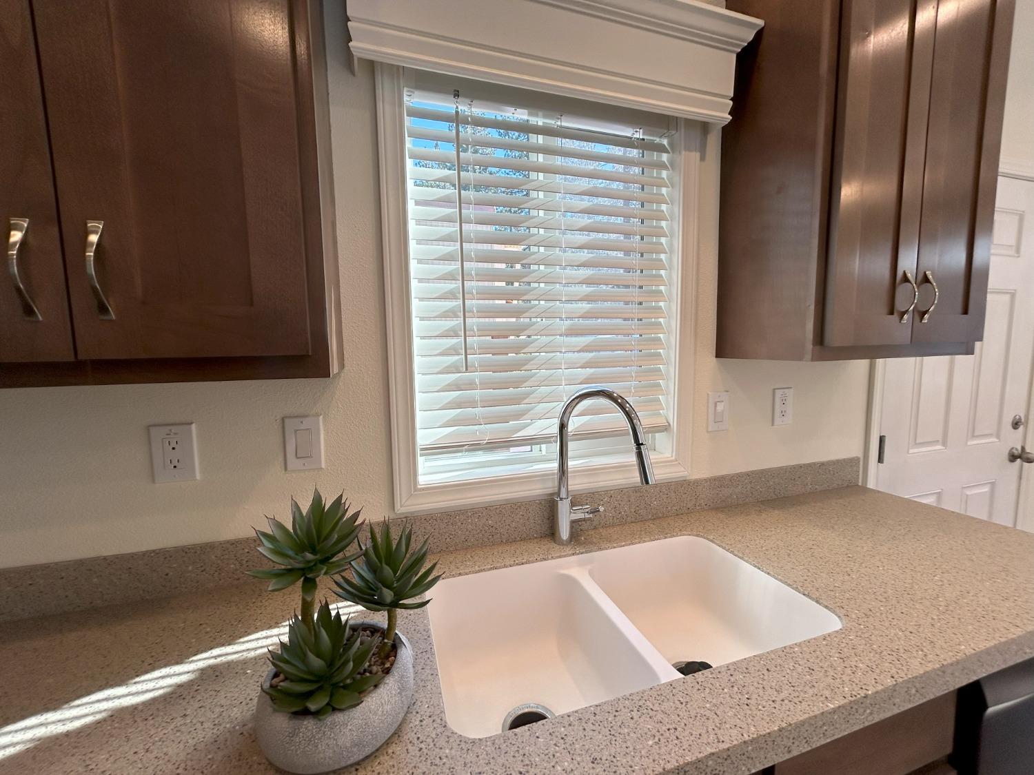 Detail Gallery Image 9 of 39 For 3740 Blackwood 57, South Lake Tahoe,  CA 96150 - 2 Beds | 2 Baths